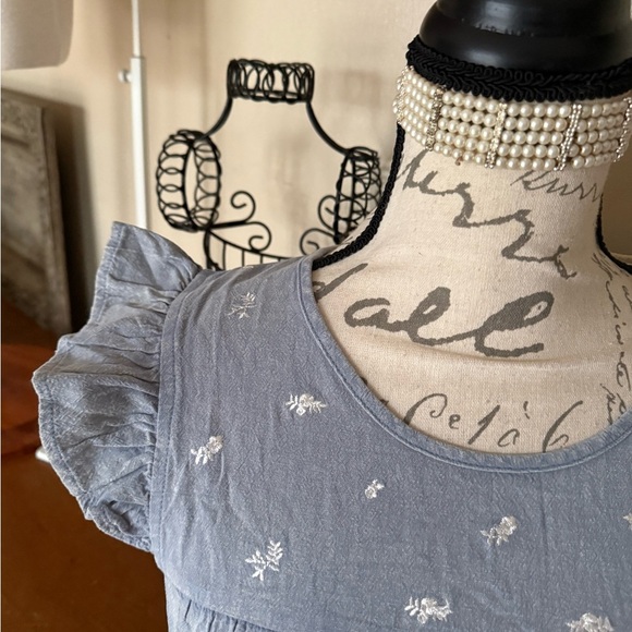 Chambray Tiered Ruffle Sleeve Embroidered Babydoll Dress NWT - Picture 4 of 8